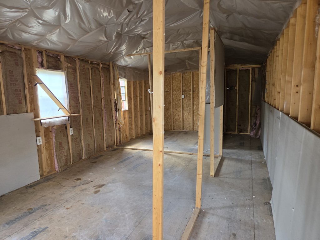Utility Shed X (USED)