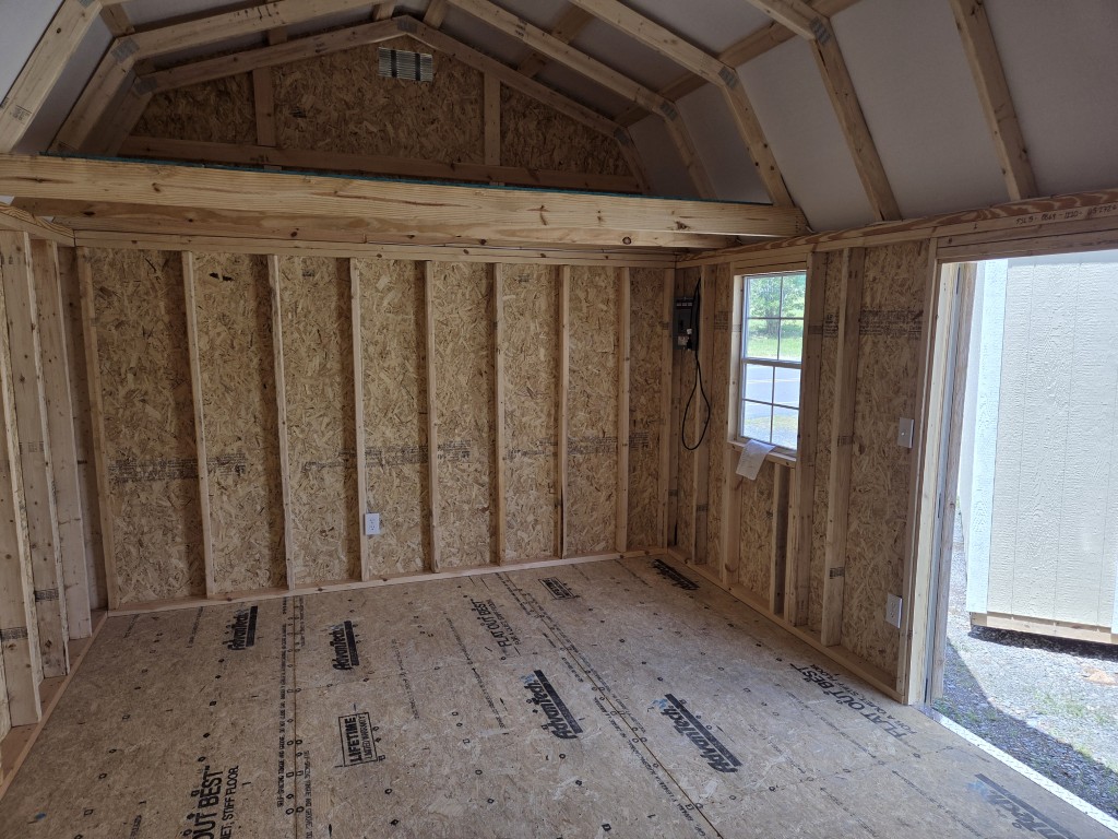 Side Lofted Barn