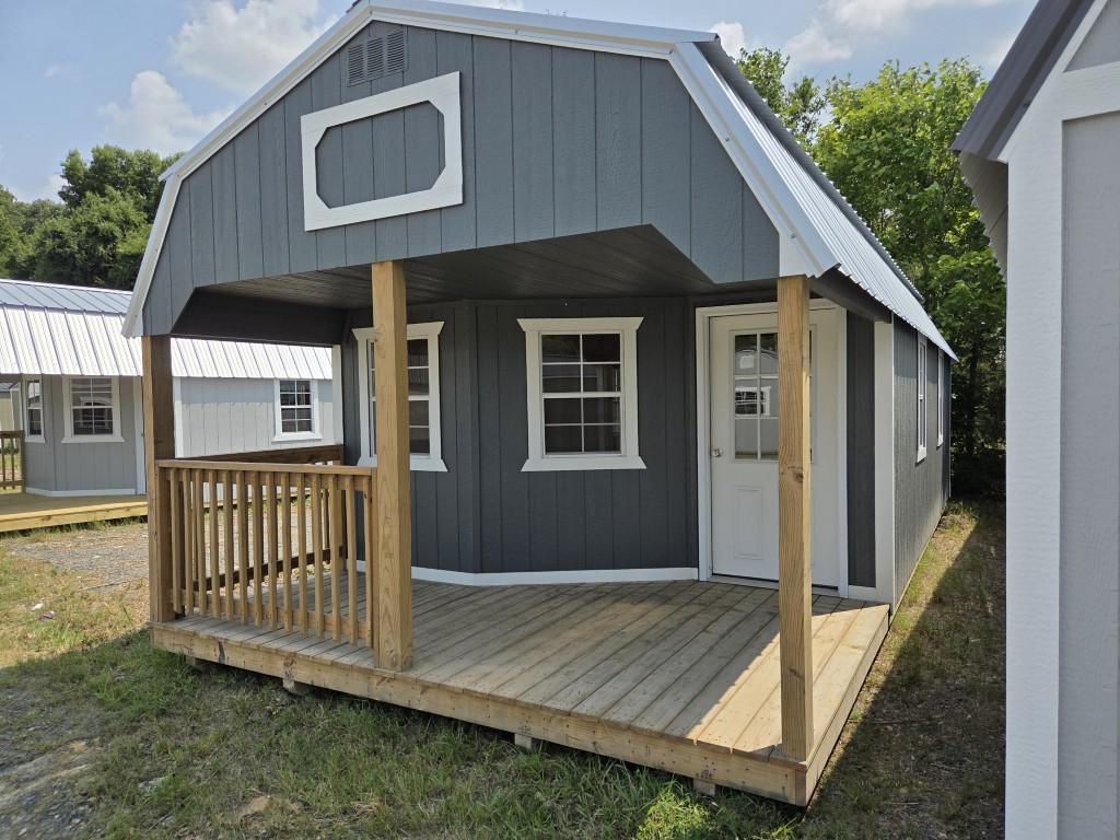Deluxe Lofted Cabin