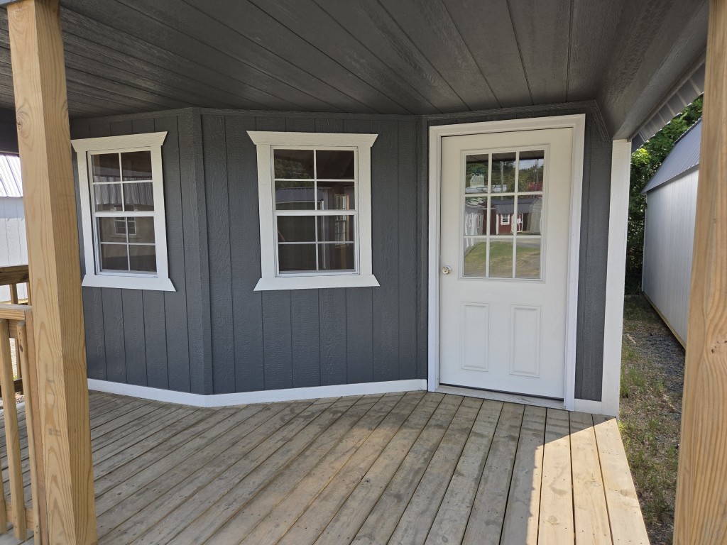 Deluxe Lofted Cabin