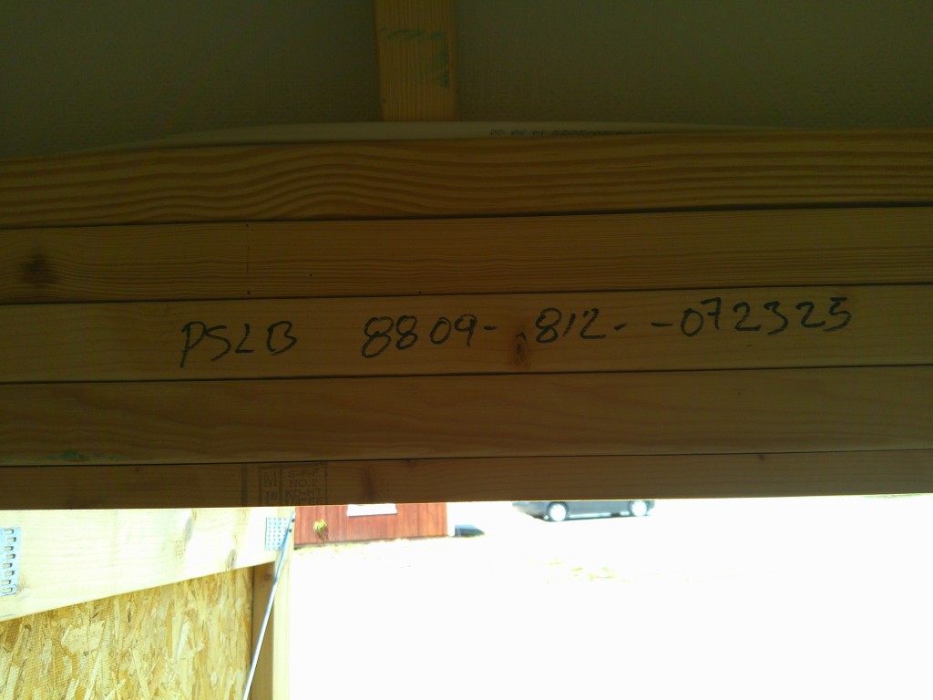 Side Lofted Barn