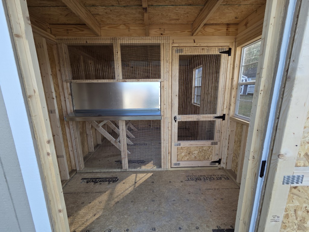 Lofted Barn Chicken Coop: Combo